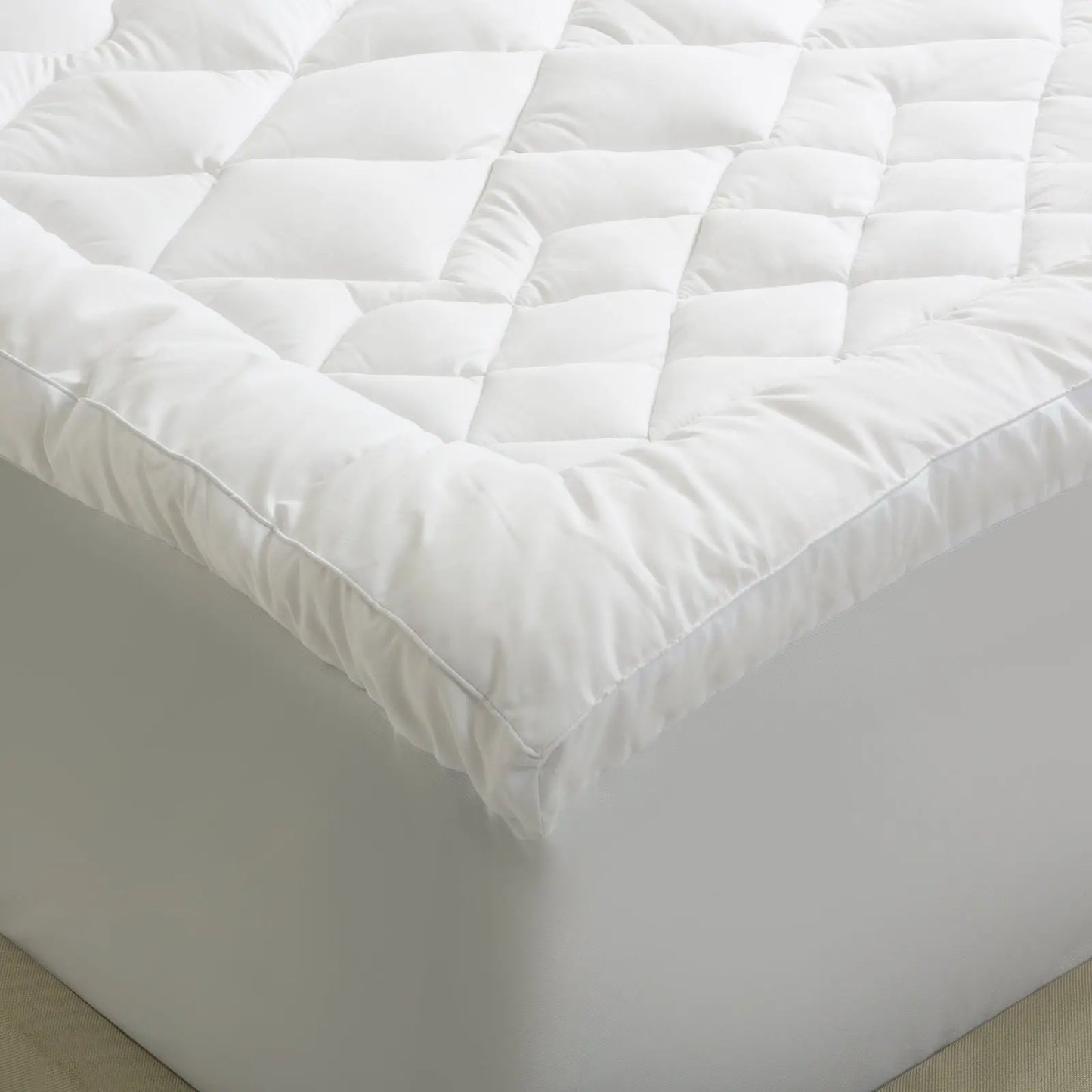 Royal comfort 1200gsm deluxe 7-zone mattress topper luxury gusset breathable Royal Comfort